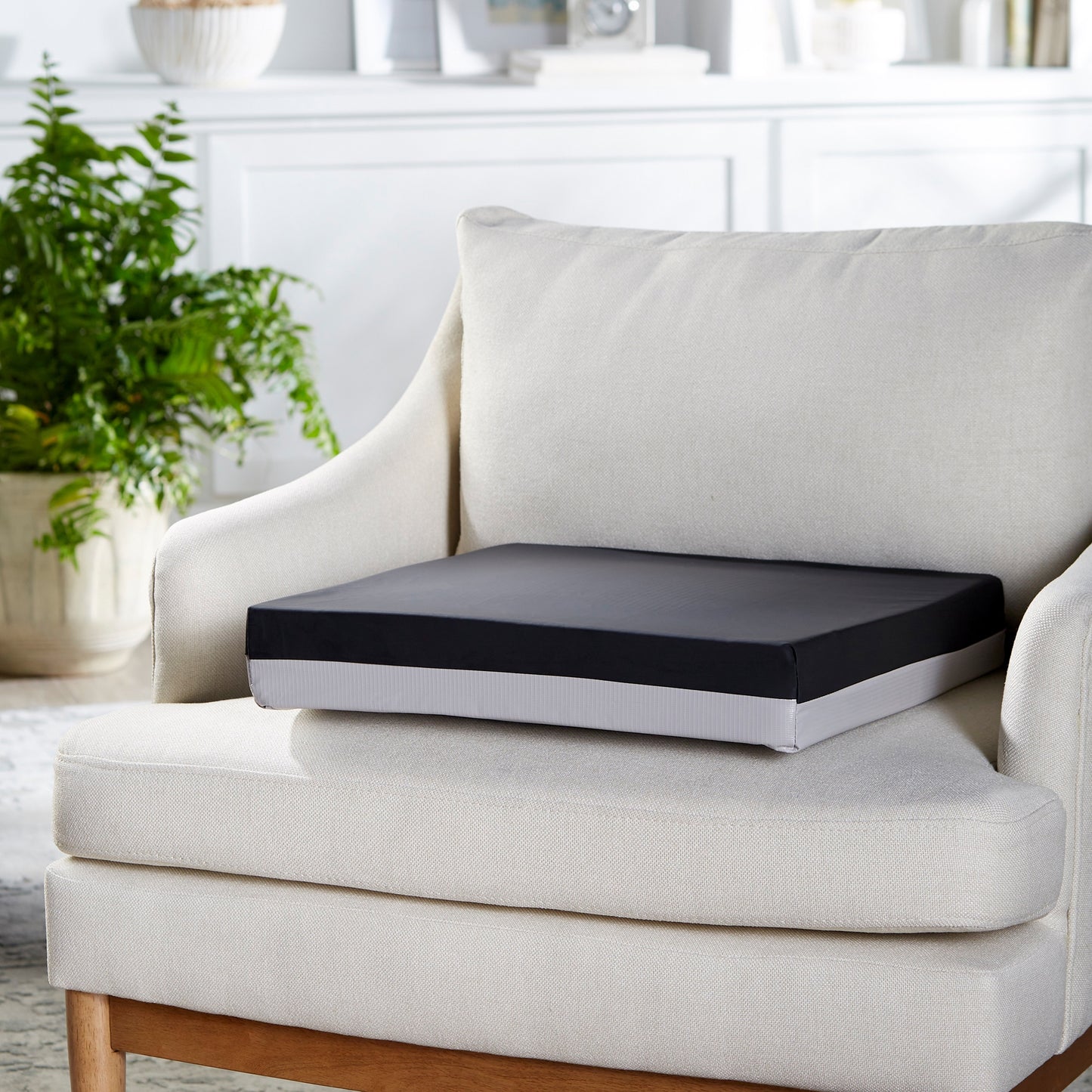 McKesson Molded Foam Seat Cushion, 18 x 18 x 3 Inch